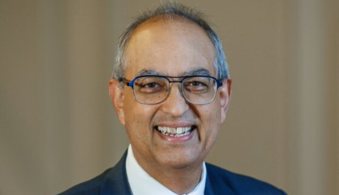 Dr Raman Uberoi